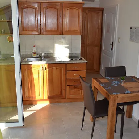 Mara Vodice