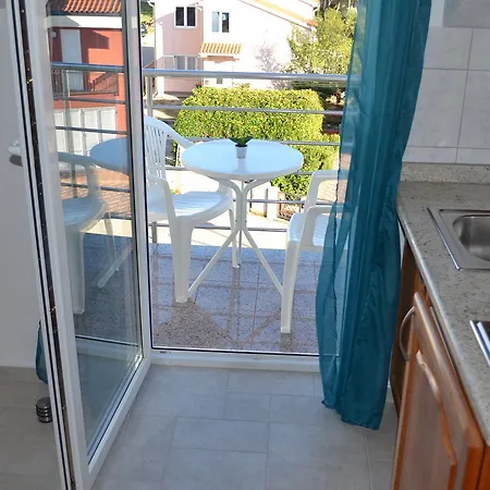 Apartment Mara Vodice