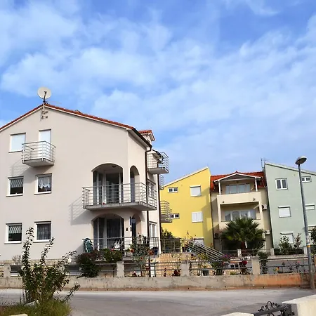 Apartment Mara Vodice