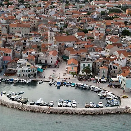 Mara Apartment Vodice